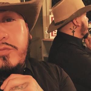 Meet your Posher, Markanthony